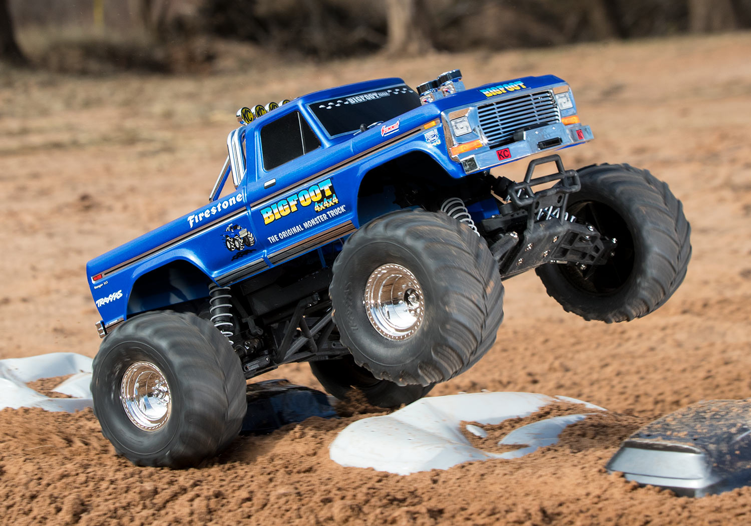 36034-1-bigfoot-classic-dirt-
