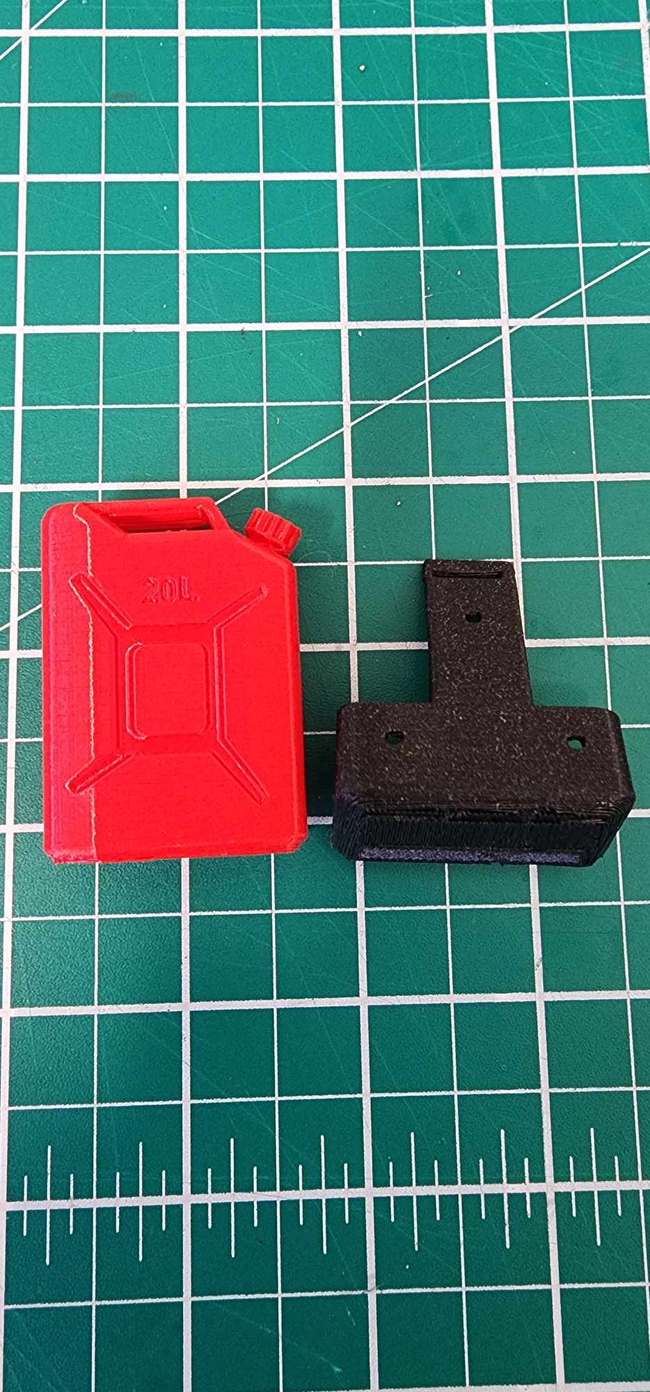 1/10 Scale Fuel Can