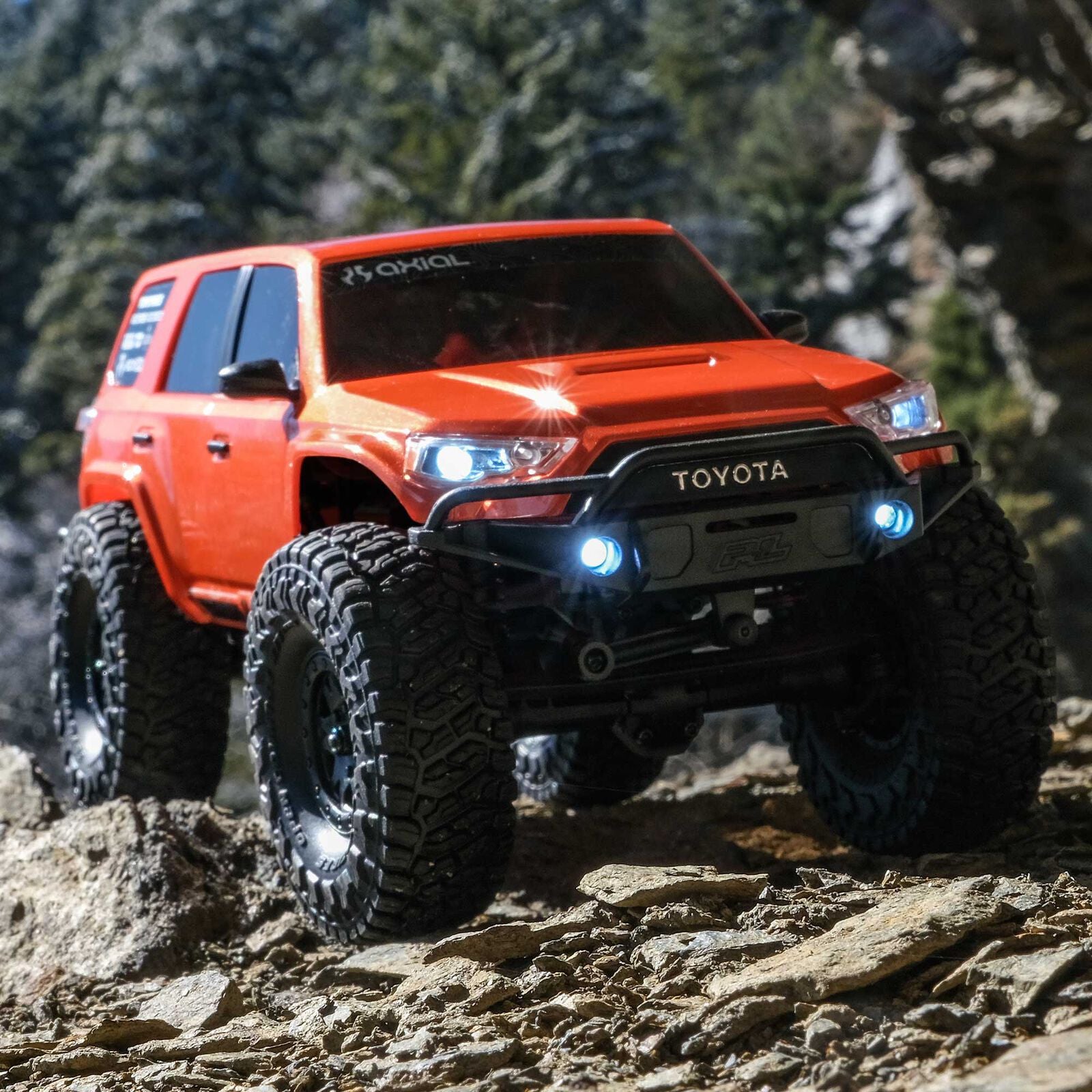 AXIAL 1/24 SCX24 Toyota 4Runner 4X4 RTR Brushed Rock Crawler