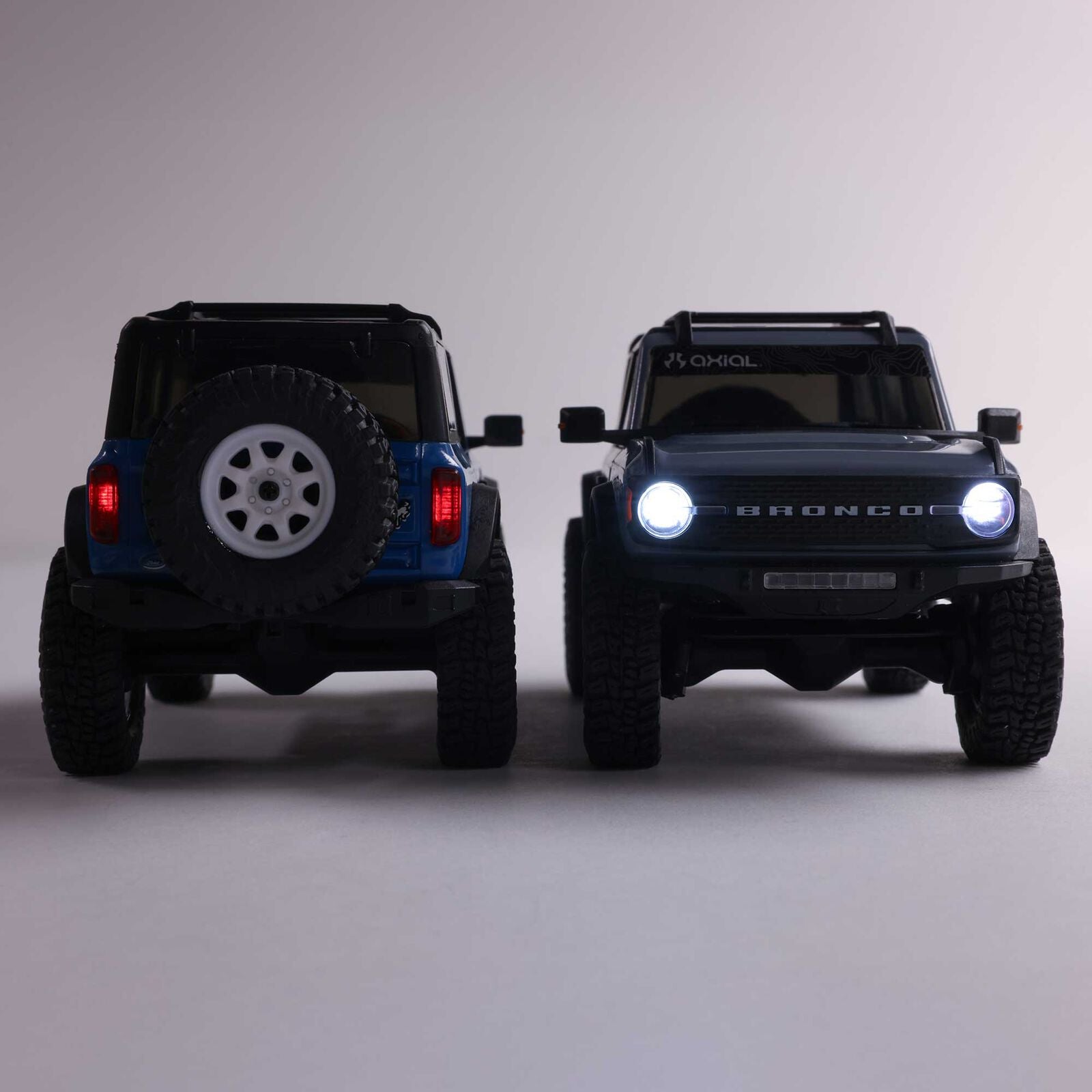 Axial SCX30 1/30 Ford Bronco 4X4 RTR – Brushed Rock Crawler, Gray