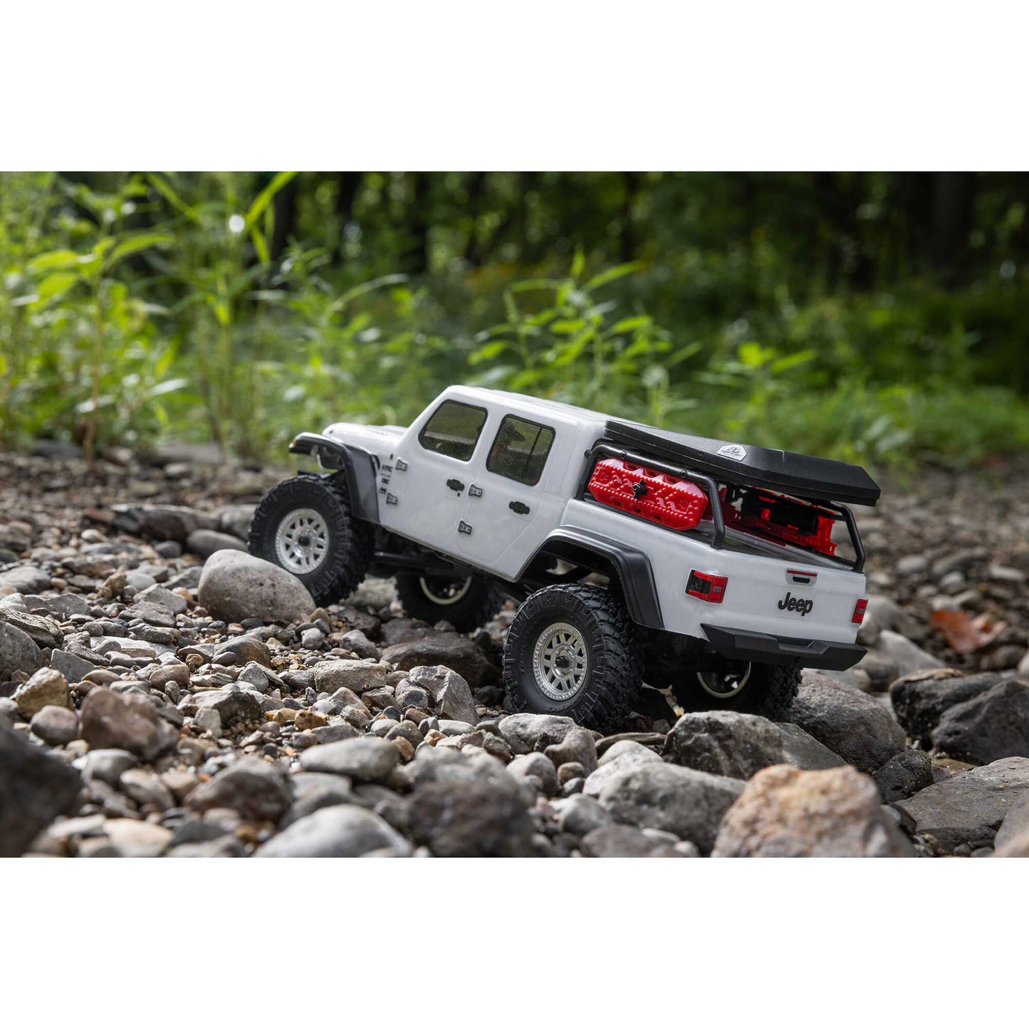 SCX24 Jeep Gladiator 4WD Rock Crawler RTR, White