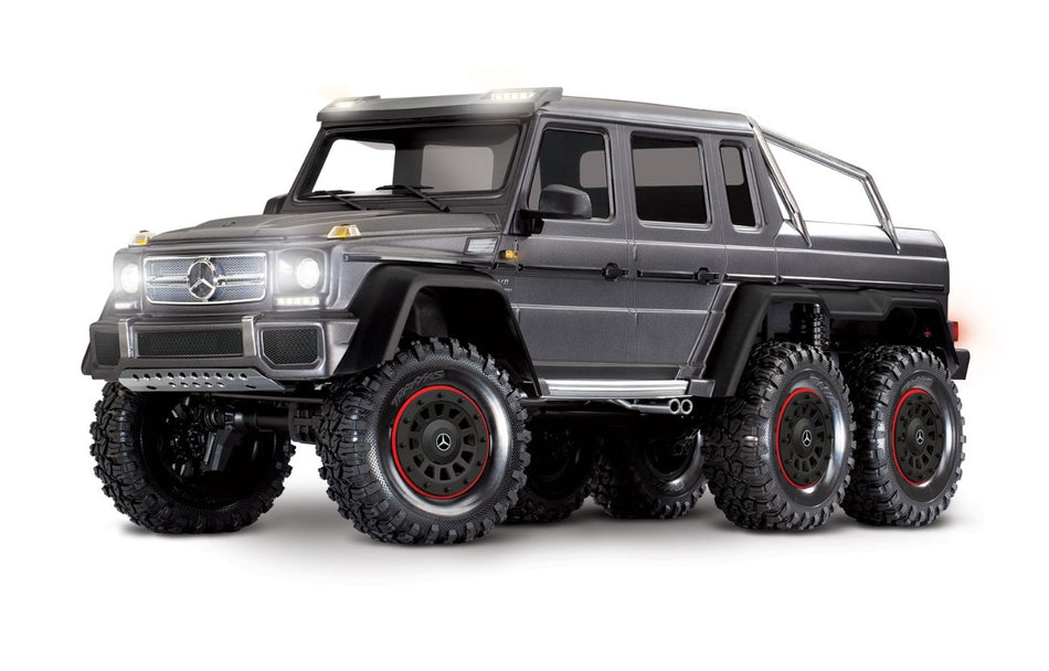 88296-4-SLVR TRX-6 Mercedes-Benz G 63 AMG 6X6 Clipless