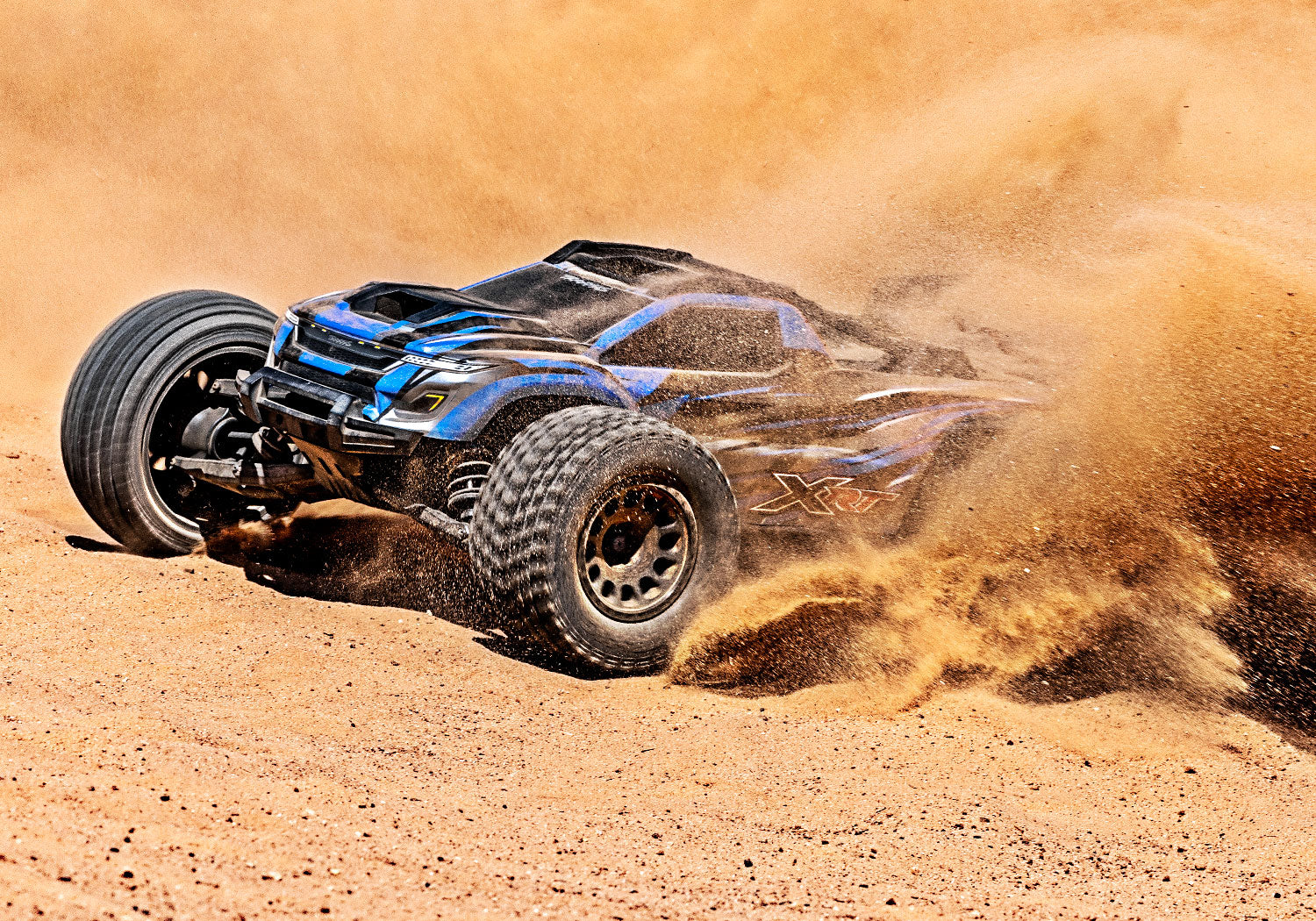 78086-4 XRT Brushless Electric Race Truck Green – Superstition Hobbies