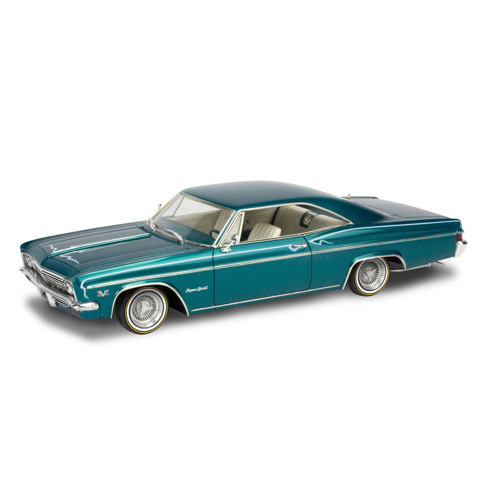 1/25 66 Chevy Impala SS 396 2N1 plastic model